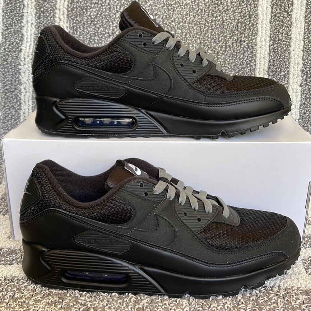 Nike Air Max 90 ID CUSTOM Men's Shoes